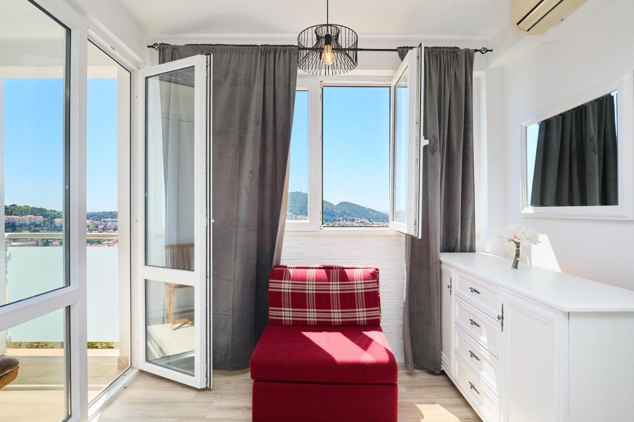 Tarik Apartment